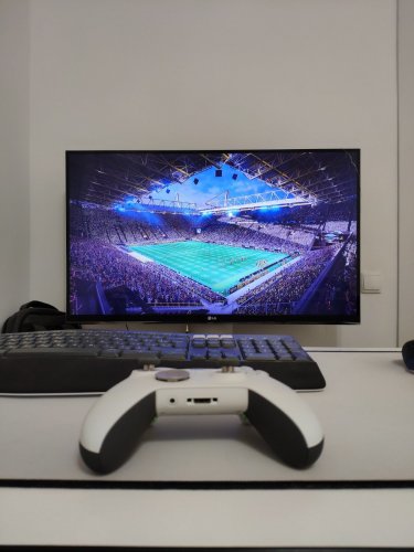 Фото Гра для Xbox One  FIFA 22 Xbox One (1081358) від користувача Ан