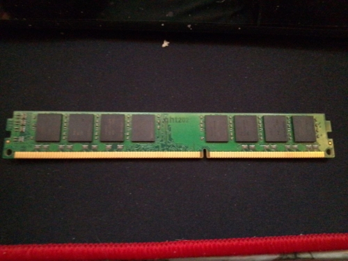 Фото Пам'ять для настільних комп'ютерів Golden Memory 4 GB DDR3 1600 MHz (GM16LN11/4) від користувача mandragor971