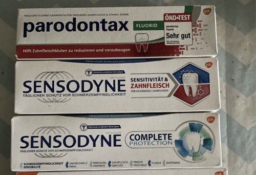 Фото зубна паста Sensodyne Зубна паста  Чутливість зубів та захист ясен 75 мл (60000000117951) від користувача Maya