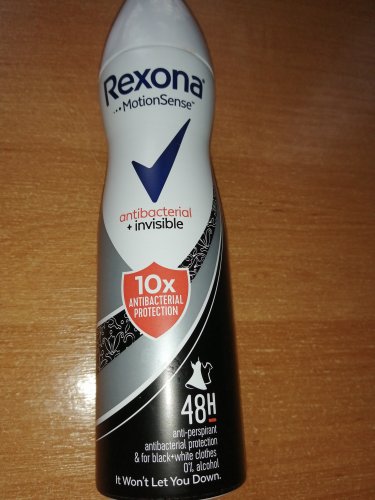 Фото дезодорант спрей Rexona Дезодорант-антиперспирант  Антибактериальный и Невидимый на черном и белом 150 мл (8717163655832) від користувача Вікторія