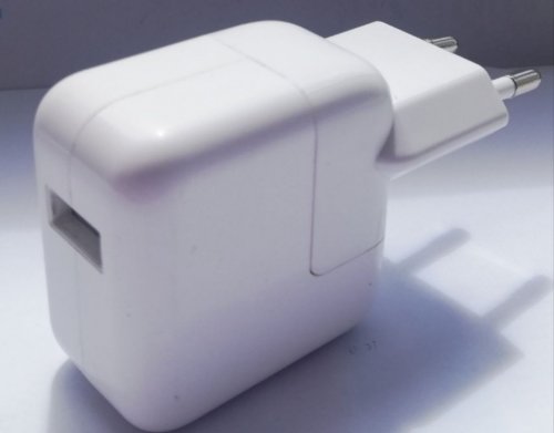 Фото Мережевий зарядний пристрій Apple 12W USB Power Adapter (MGN03ZM/A) від користувача Mexanik