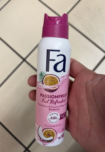 Фото жіноча Fa Дезодорант-спрей  жіночий Passion Fruit Feel Refreshed 150 мл від користувача Orestiv.