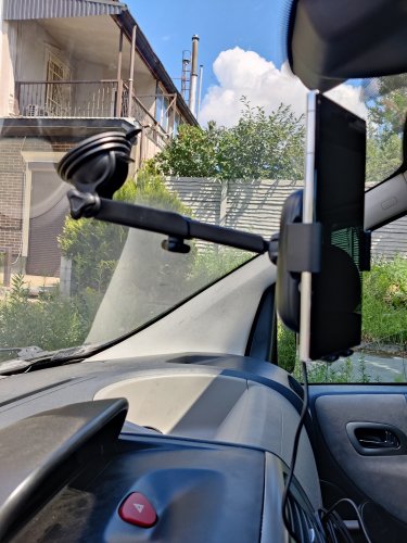 Фото Автомобільний тримач для смартфона Baseus Smart Vehicle Bracket Wireless Charger (WXZN-B01) від користувача multi