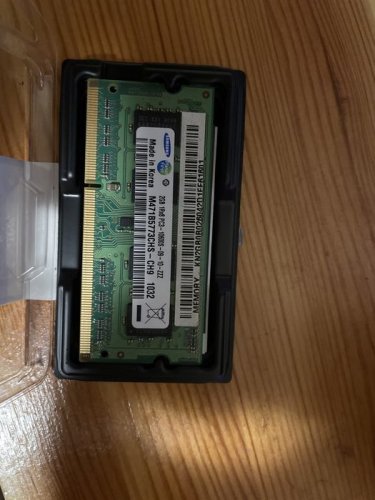 Фото Пам'ять для настільних комп'ютерів Samsung 2 GB DDR3 1333 MHz (M378B5673FH0-CH9) від користувача Влад Некрасов