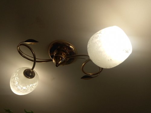 Фото Світлодіодна лампа LED Philips LEDBulb 10.5-85W E27 3000K 230V A60/PF (929001162307) від користувача kostyany4
