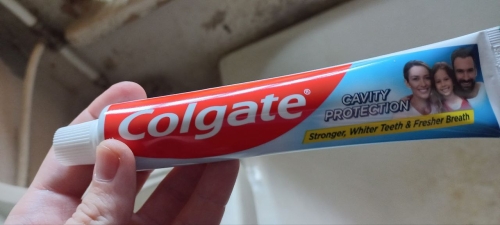 Фото зубна паста Colgate Зубна паста  Максимальний захист від карієсу Свіжа м&#39;ята 100 мл (7891024149164) від користувача Brave