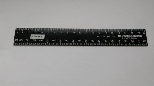 Фото Модельний ряд BuroMax Линейка пластиковая 20 см в блистере, черная  (BM.5827-20) від користувача Tukanoff