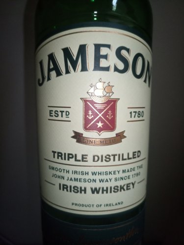 Фото Віскі Jameson Виски Irish Whiskey 0.7 л 40% (5011007003005) від користувача Лабіринт Знання