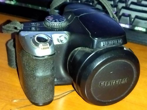 Фото Компактний фотоапарат Fujifilm FinePix S8000 fd від користувача operator-cn