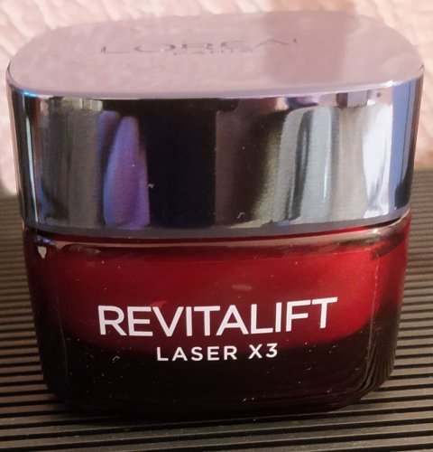 Фото крем для обличчя L'Oreal Paris Крем для лица  Revitalift Laser Х3 50мл (3600522249191) від користувача jozefin L