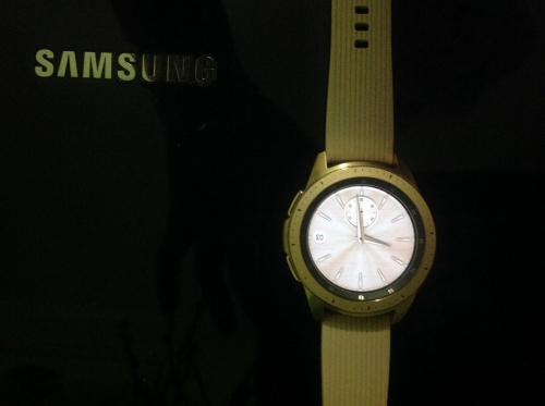 Фото Смарт-годинник Samsung Galaxy Watch 42mm Rose Gold (SM-R810NZDA) від користувача Тата Невата