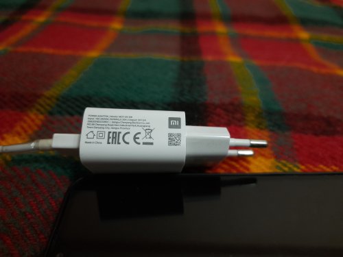 Фото Мережевий зарядний пристрій Xiaomi Home Charger QC 3.0 USB 2A White (MDY-10-EF) від користувача Taras Yanishevskyi