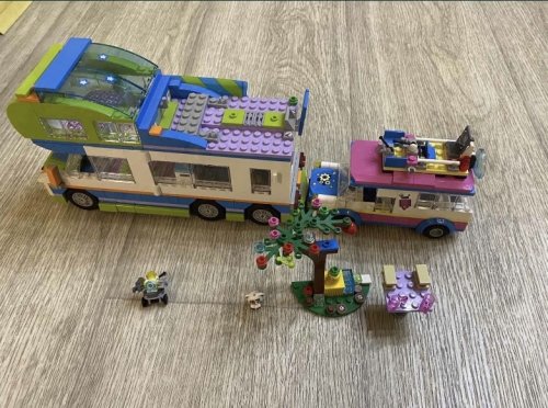 Фото Блоковий конструктор LEGO Friends Дом на колесах Мии (41339) від користувача Maya