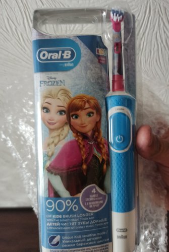 Фото Електрична зубна щітка Oral-B D100.413.2K Frozen від користувача Mexanik