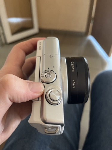 Фото бездзеркальний фотоапарат Canon EOS M200 kit (15-45mm) IS STM Black (3699C027) від користувача greatvova