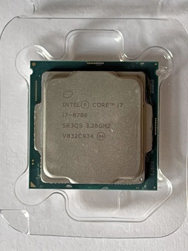 Фото Процесор Intel Core i7-8700 (CM8068403358316) від користувача Zeusour