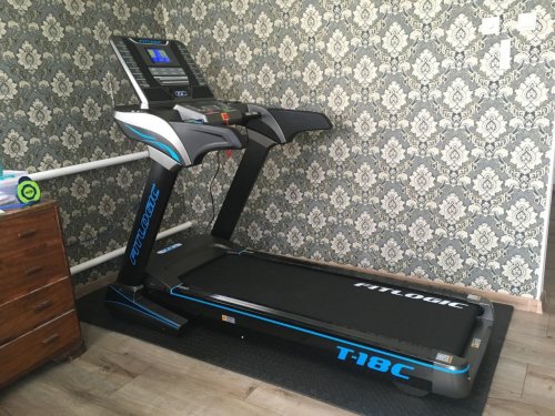 Фото Бігова доріжка електрична FitLogic T18C від користувача luk11