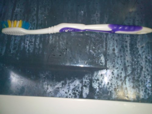 Фото звичайна щітка Colgate Багатофункціональна зубна щітка  Класика Здоров'я, середньої жорсткості 1 шт (8590232000050) від користувача sdssn88