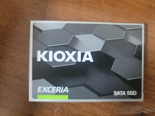 Фото SSD накопичувач Kioxia Exceria 480 GB (LTC10Z480GG8) від користувача Ironhide