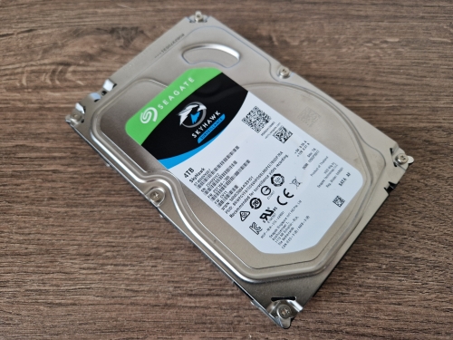 Фото Жорсткий диск Seagate SkyHawk Surveillance 4 TB (ST4000VX007) від користувача Alexander