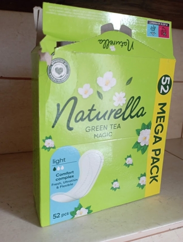 Фото щоденні прокладки Naturella Ежедневные прокладки  Green Tea Magic Normal 52 шт (8001090603883) від користувача Voloshka