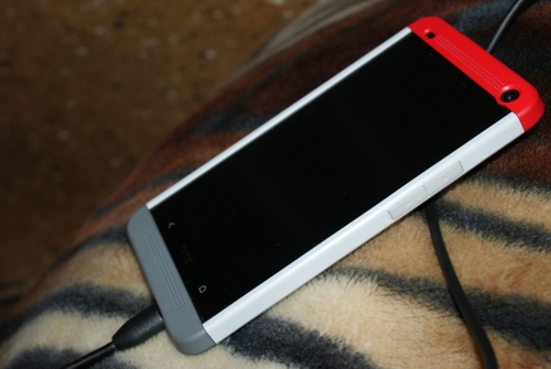 Фото Смартфон HTC One 801e (Black) від користувача decebel2005