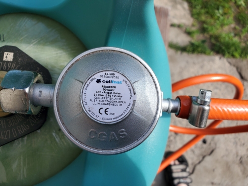 Фото Редуктор газовий + шланг Cellfast Набір для підключення до газового балона пропан-бутан (52-505) від користувача GSM