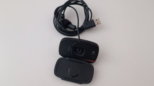 Фото Веб-камера Logitech HD Webcam B525 (960-000842, 960-000841) від користувача QuickStarts