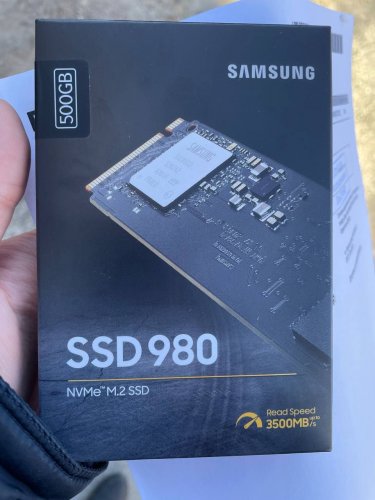 Фото SSD накопичувач Samsung 980 500 GB (MZ-V8V500BW) від користувача nosferati