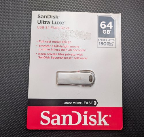 Фото Флешка SanDisk 64 GB Ultra Luxe USB 3.1 Silver (SDCZ74-064G-G46) від користувача Dmitriy Bortnik