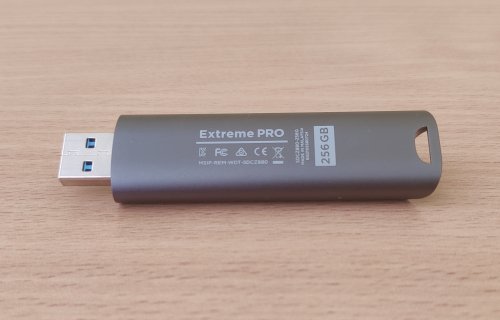 Фото Флешка SanDisk 256 GB Extreme PRO USB 3.2 Solid State Flash Drive (SDCZ880-256G-G46) від користувача Arlicino92