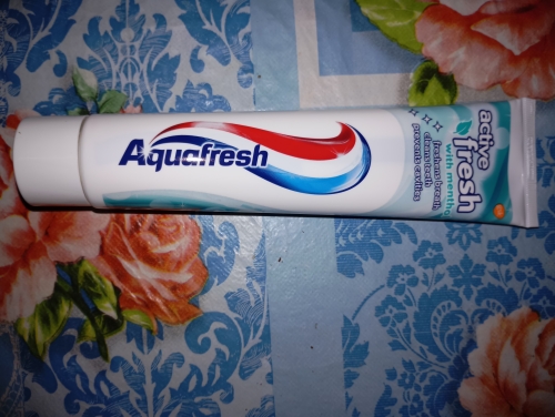 Фото зубна паста Aquafresh Зубная паста  Заряд свежести 125 мл (5054563087041) від користувача Rotban