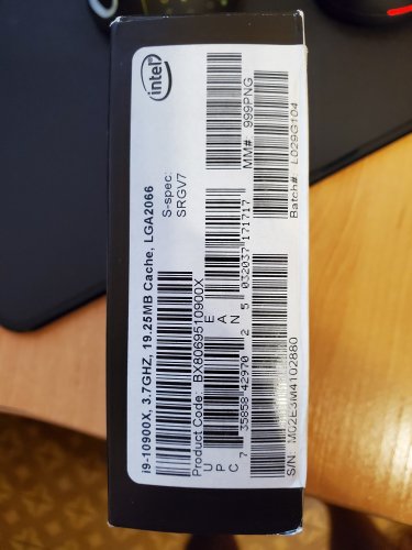 Intel Core i9 10900 Core i9 3.7 GHz - Skt 2066 Cascade (BX8069510900X)