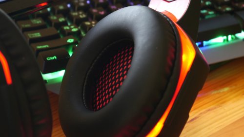 Фото Навушники з мікрофоном REAL-EL GDX-8000 Vibration Surround 7.1 BackLit Black-Red (EL124100017) від користувача iGavelyuk