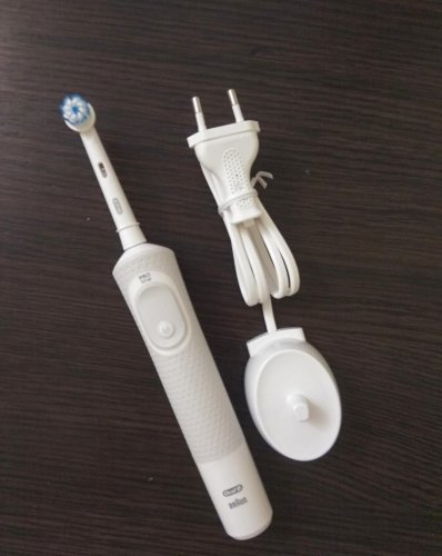 Фото Електрична зубна щітка Oral-B Vitality D100 PRO Sensi UltraThin від користувача Mexanik