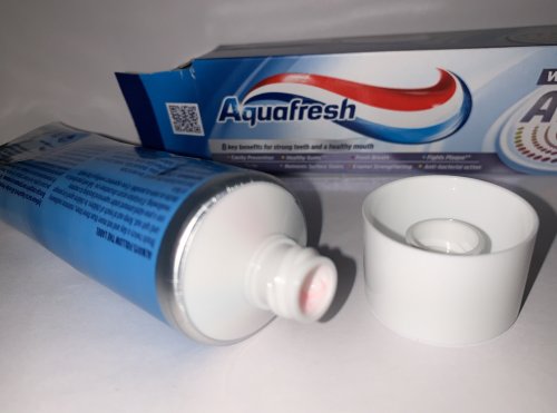 Фото  Aquafresh Зубна паста  Комплексний захист 100 мл (NS7091800) від користувача Maya