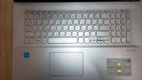 Фото Ноутбук ASUS VivoBook 17 X712EA Transparent Silver (X712EA-BX371) від користувача XOI