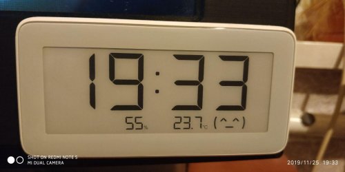 Фото Годинник з метеопоказниками MiJia Temperature Humidity Monitoring Meter Electronic Thermometer LYWSD02MMC від користувача Ice.Blossom