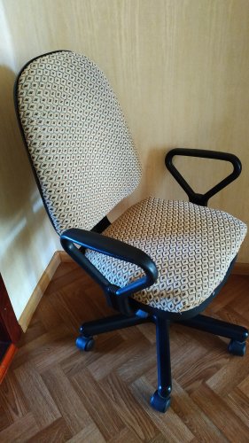 Фото Офісне крісло для персоналу Art Metal Furniture Комфорт Нью/АМФ-1 А-2 (025240) від користувача Styrman