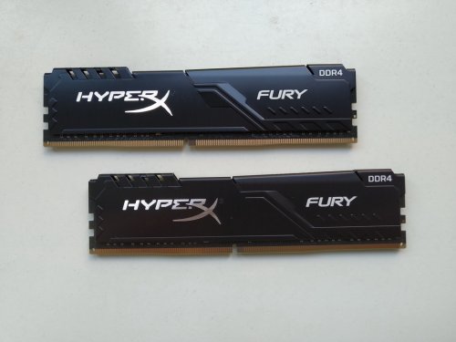 Фото Пам'ять для настільних комп'ютерів HyperX 16 GB (2x8GB) DDR4 3200 MHz Fury Black (HX432C16FB3K2/16) від користувача SENA