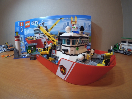Фото Блоковий конструктор LEGO City Fire Пожарный катер (60109) від користувача fedya