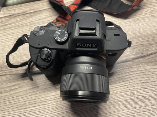 Фото Стандартний об'єктив Sony SEL50F18F 50mm f/1,8 від користувача Дмитро Кушнаренко