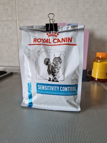 Фото сухий корм Royal Canin Sensitivity Control Feline 0,4 кг (3909004) від користувача 2364275