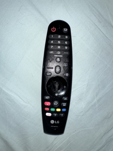 Фото стандартний пульт ДУ LG Magic Remote (AN-MR18BA) від користувача Полеся