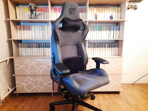 Фото Комп'ютерне крісло для геймера GT Racer X-8005 dark gray/black від користувача Vicky Tricky