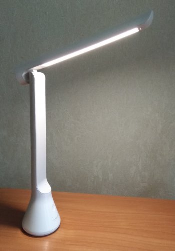 Фото Офісна настільна лампа Yeelight Xiaomi USB Folding Charging Table Lamp White YLTD11YL (YLTD112CN) від користувача 