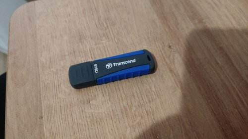 Фото Флешка Transcend 128 GB JetFlash 810 Black/Blue (TS128GJF810) від користувача Mykola