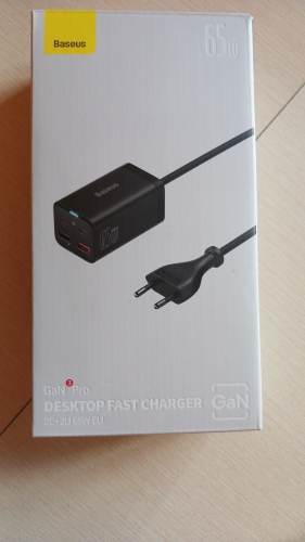 Фото Мережевий зарядний пристрій Baseus Wall Charger GaN3 Pro 2xUSB 2xType-C 65W Black with USB-C (CCGP040101) від користувача DarkFolko