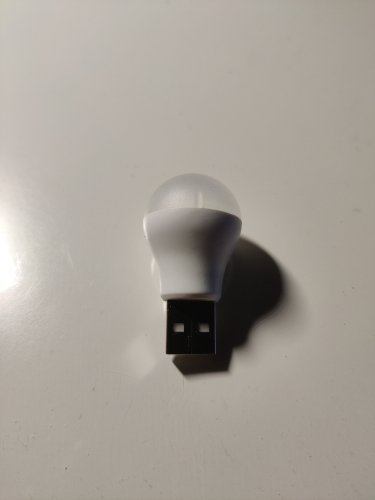 Фото USB лампа XO LED Y1 Yellow Light від користувача Сергій Захарович