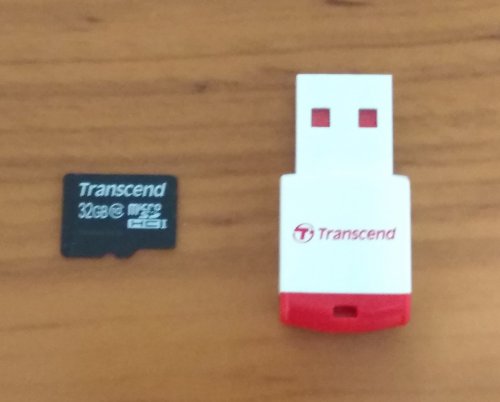 Фото Карта пам'яті Transcend 32 GB microSDHC class 10 + P3 Card Reader TS32GUSDHC10-P3 від користувача 